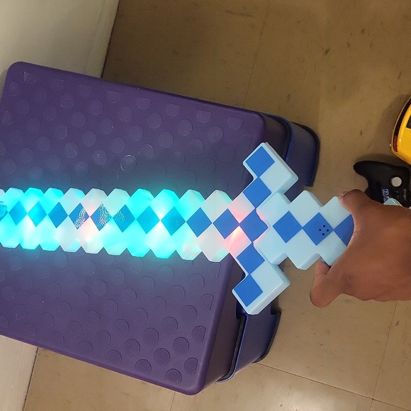 Minecraft sword - Picture 2 of 2